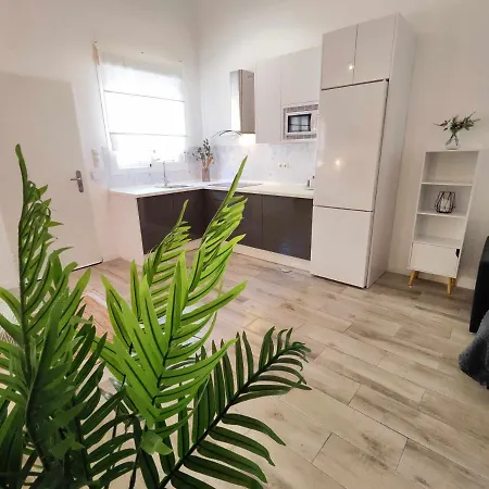 La Victoria Apartment