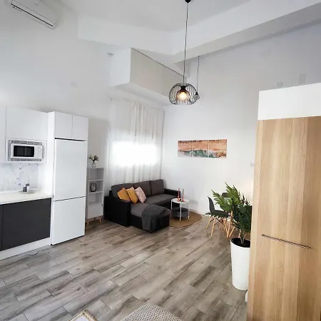 La Victoria Apartment